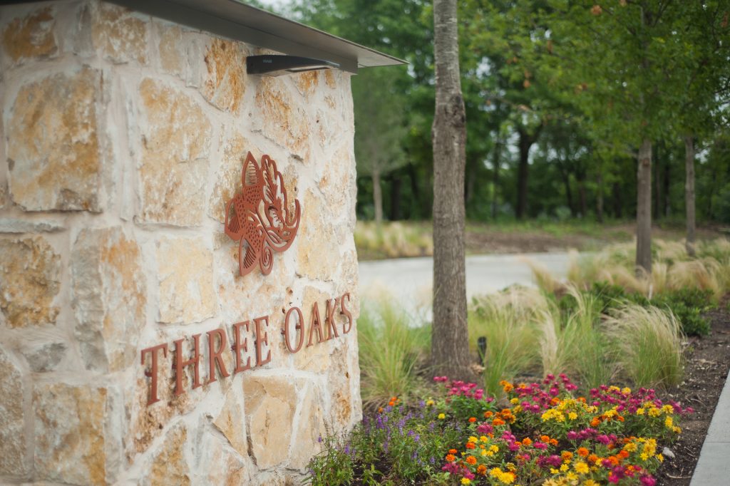 Photo of 1030 Three Oaks Drive