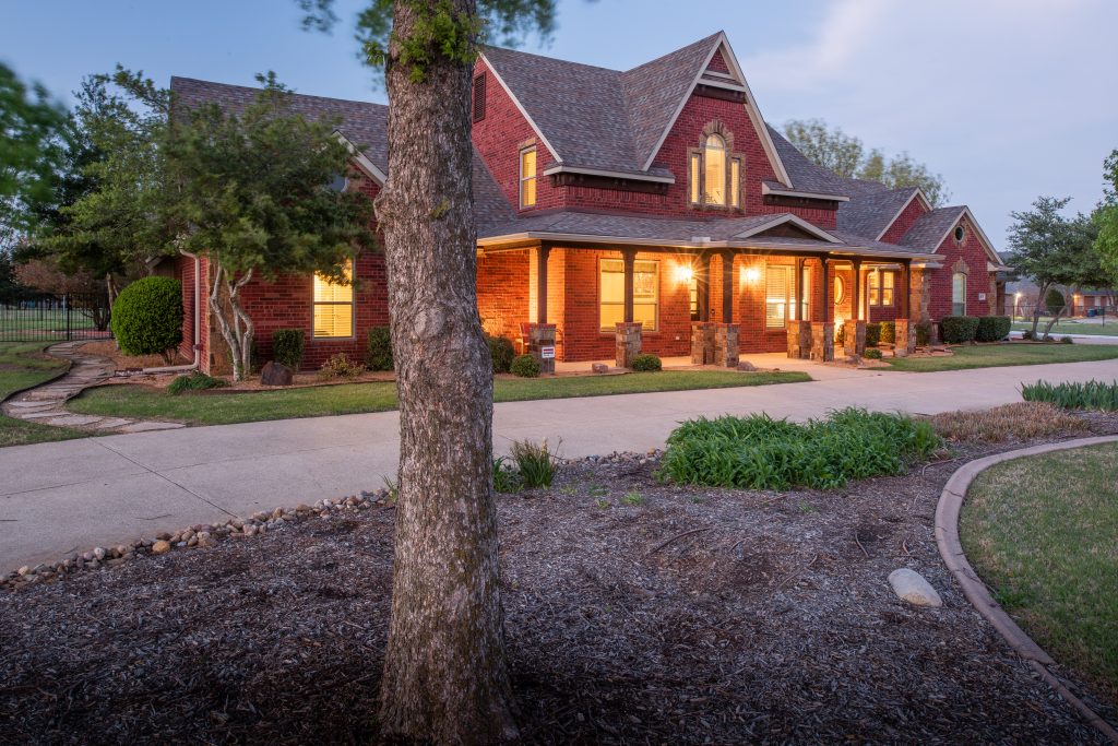 Photo of 1875 Sawmill Drive