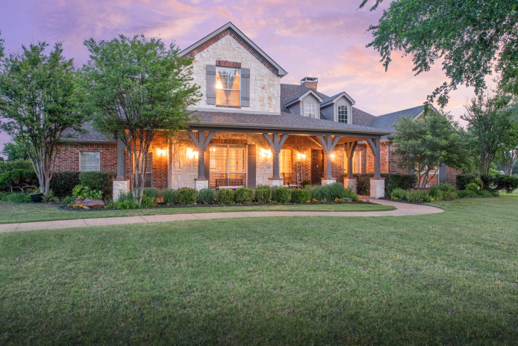 Photo of 901 Beechwood Lane